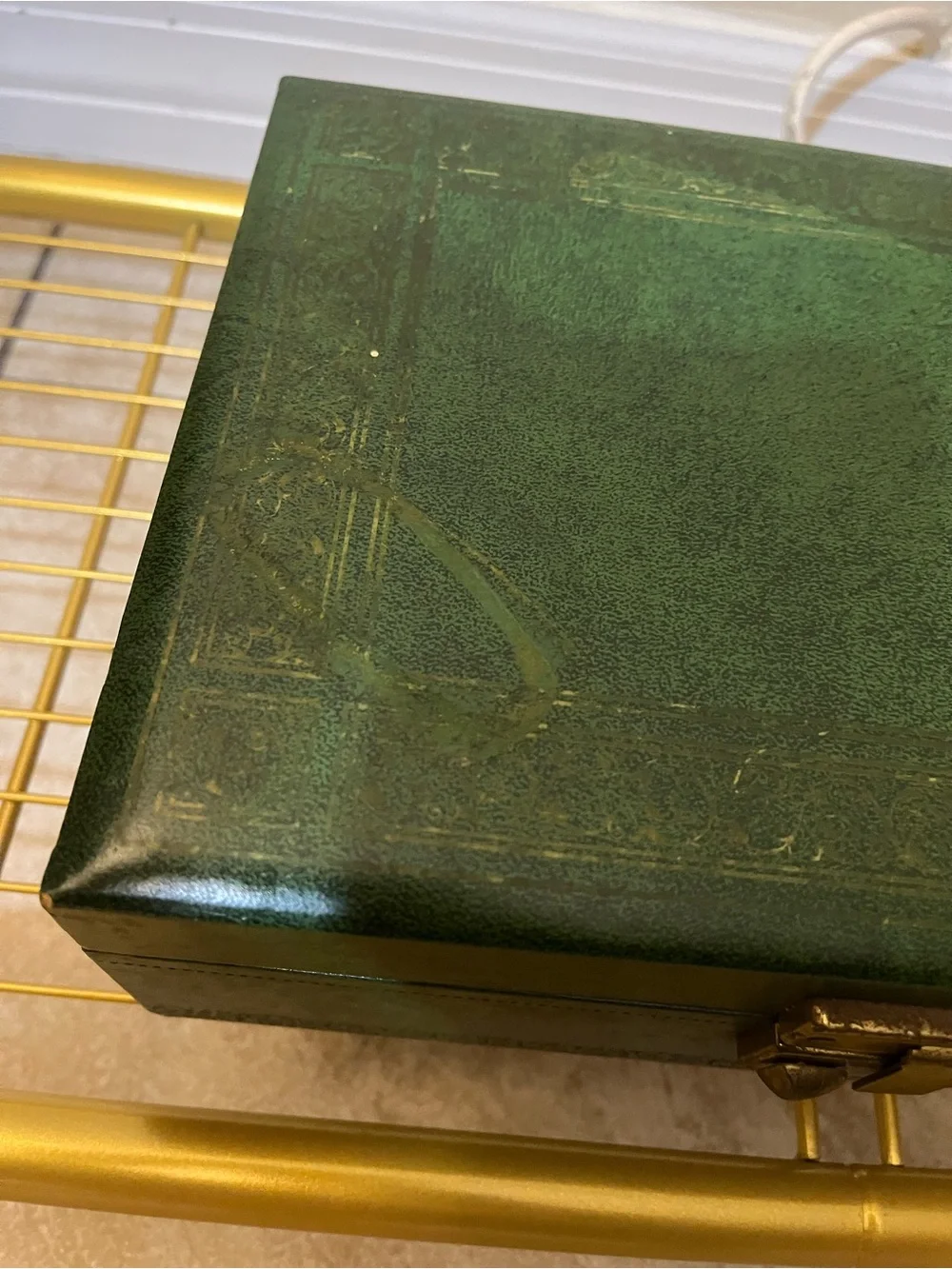 N/A elegant green